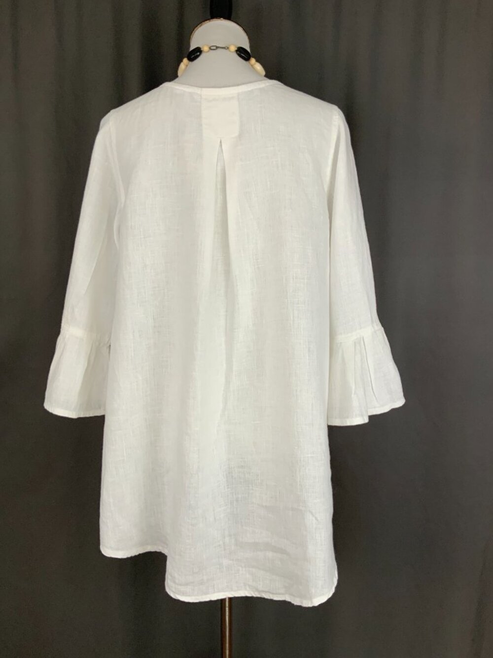 Bella Bell Sleeve White 100% Linen Top by Crown Linen Designs Sz M-L - Picture 4 of 16